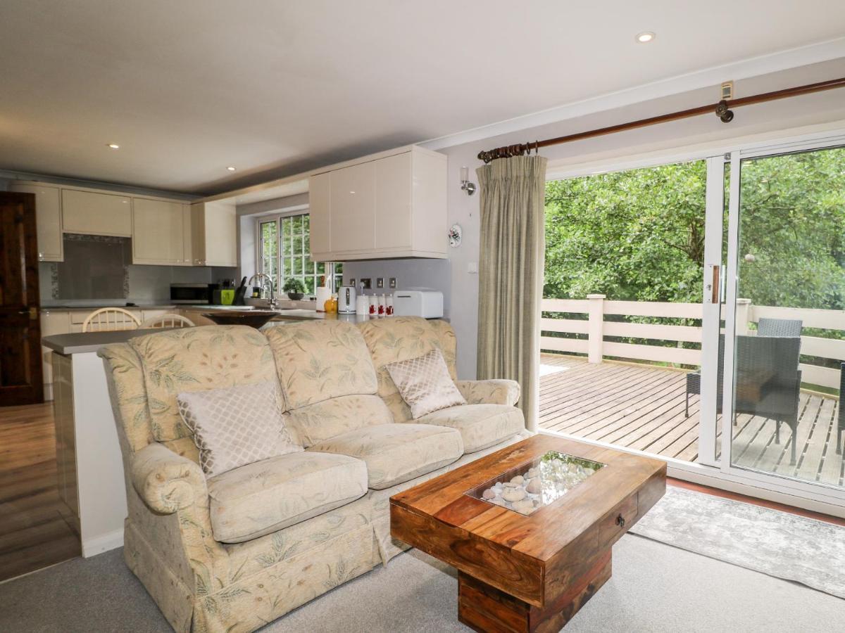Miswells Cottages - Lake View Turners Hill Extérieur photo